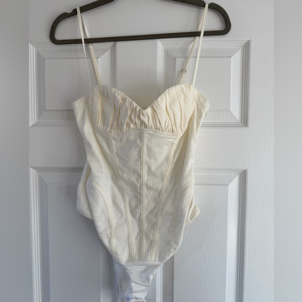 NWOT ZARA Elegant Cream Corset Top Bodysuit S
